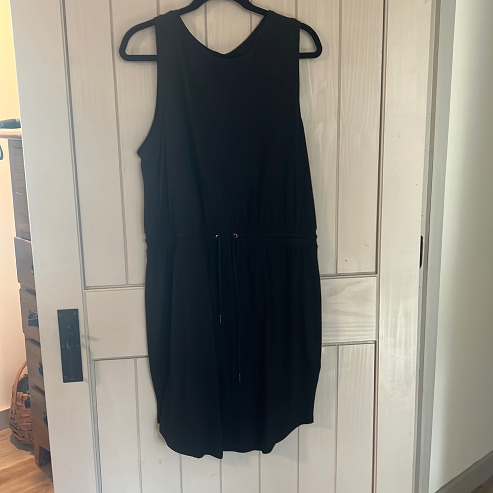 Black Drawstring Waist w/ Pockets Midi Casual Dress Tank V-Neck Asymmetrical Hem